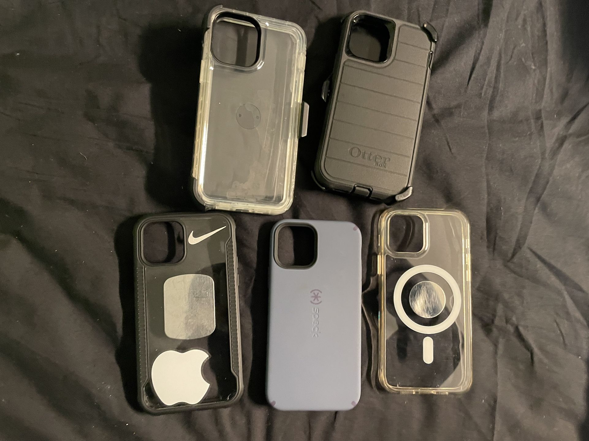 iPhone 12 Pro Cases And Screen protecter 