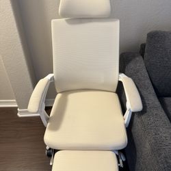 Ergonomic Office Chair 