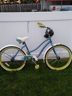 Huffy girls bike