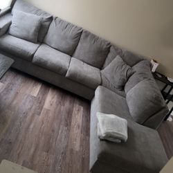 Sectional For Sale! 800$/ Best Offer