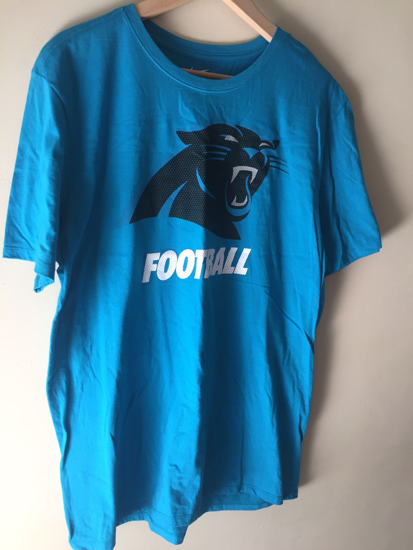 Men’s Nike NFL Equipment Carolina Panther XL Shirt