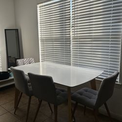 Dining Room Set