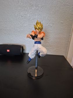 Dragon Ball Z: Dokkan Battle 10th Anniversary Super Gogeta figure BANPRESTO 7.4