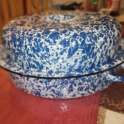 Vintage Blue And White Swirl Enamelware Mint 