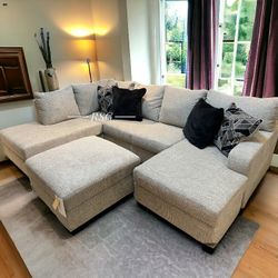 I’m Jon Green, Wayne’s Home Sales Representative🌟 Megginson U Shaped Modular Sectional Couch W Double Chaise 