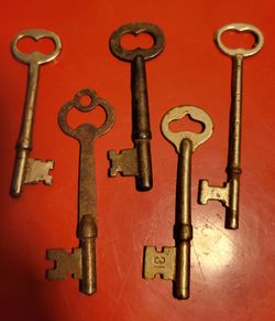 Antique Skeleton Keys