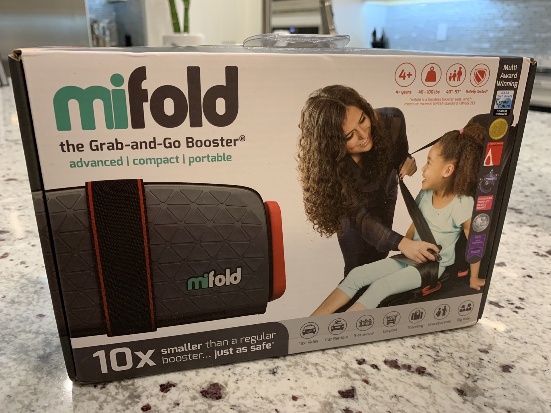 New mifold grab-and-go car booster seat SUMMERLIN