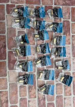 Lot of  20 Apollo 3/4 in. Brass PEX-A Barb x 1/2 in. FNPT Female Adapter