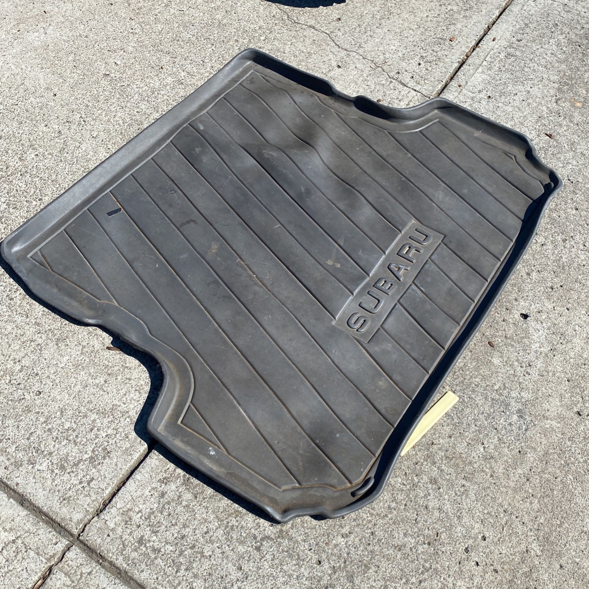 Subaru Outback 1(contact info removed) Rear tailgate