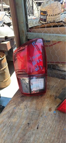 OEM | 2021 -- 2023 Toyota Sienna Outer Tail Light (Left/Driver)