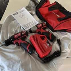 Milwaukee Kit Drill / Impact Driver
