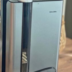 Dehumidifier