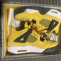 Jordan 4  Lighting 