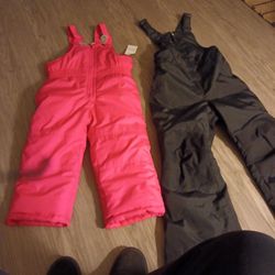 Hundreds Of Pairs Of Kids Snow Clothes Snowboarding Pants All In New Condition Also For Adults Clothing For Kids Start At 20 And Adult Start At 50