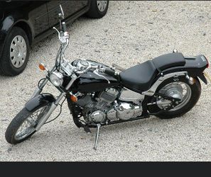 Yamaha V-Star Cruiser Motorcycle