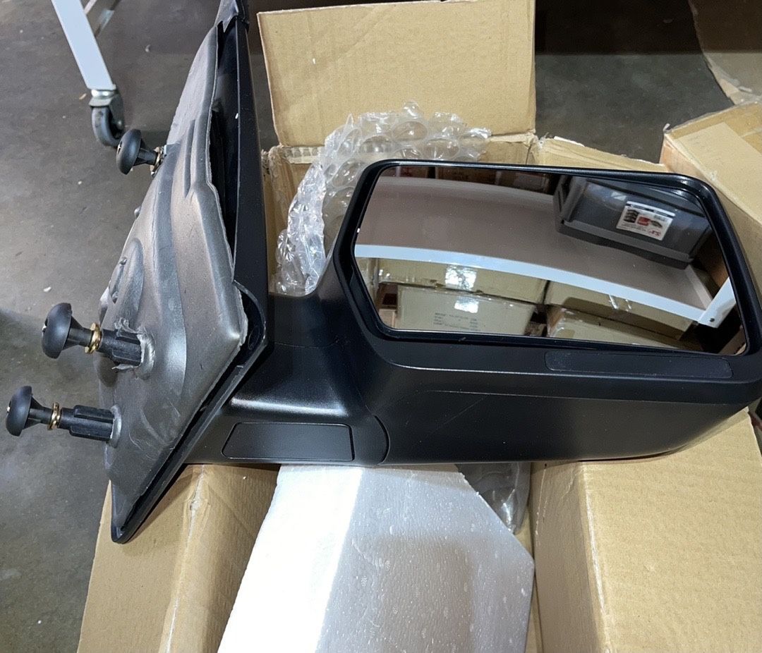Manual Right Mirror for Ford F-150 for 2004 to 2014