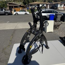 Saris Bones 2-Bike Trunk Mount Rack Car Bicycle Carrier Black