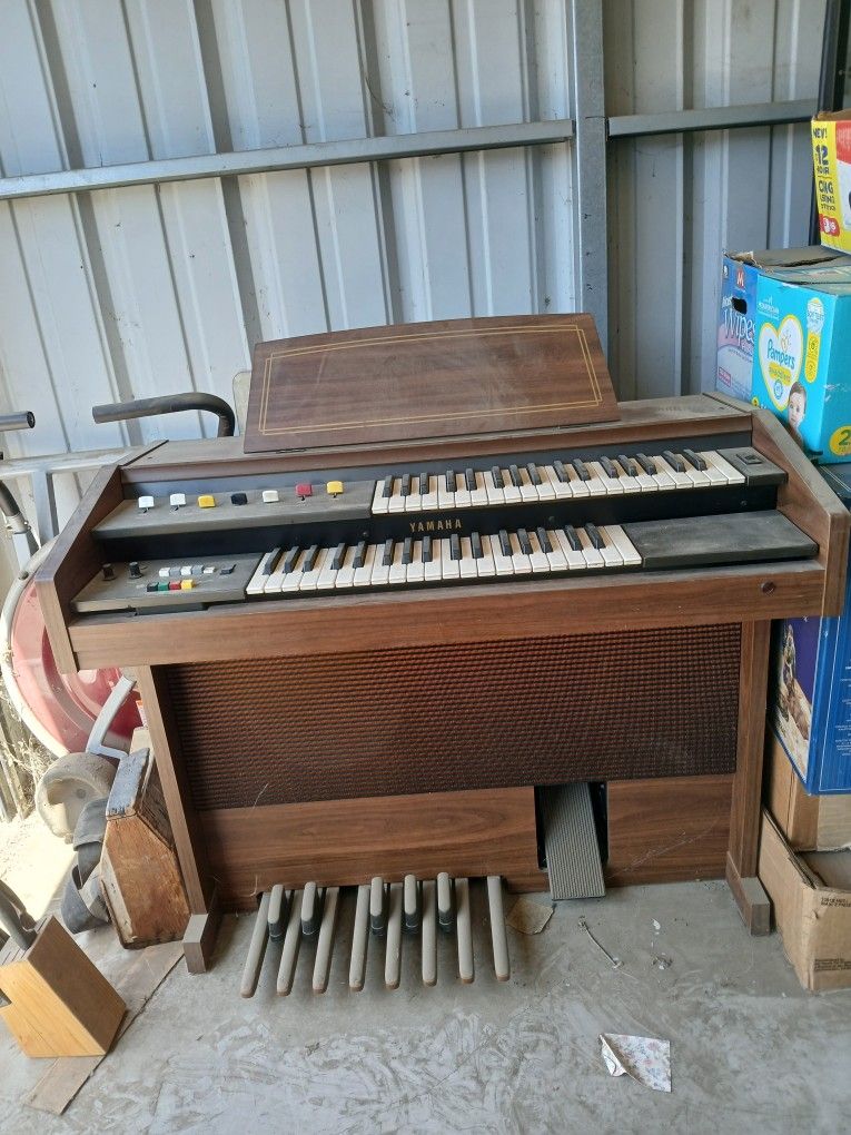 Vintage Organ