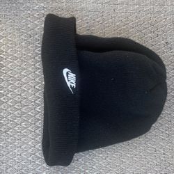 Nike Bennie