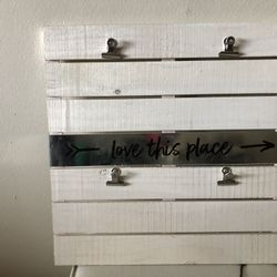16” x 16” Clip On Picture Display Board