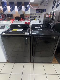 Samsung Top-Load Washer & Vented Gas Dryer (Set)