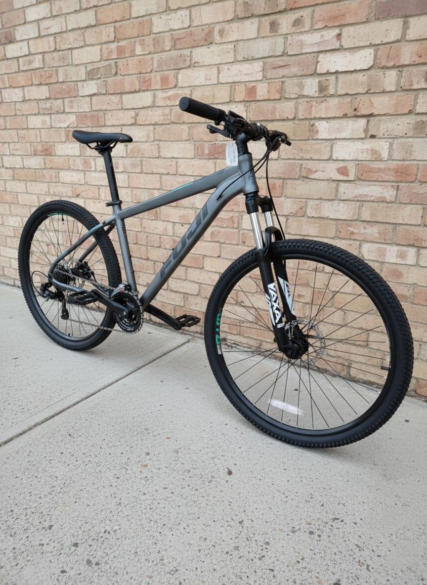 NEW 17" MEDIUM FUJI NEVADA 27.5 1.9 DISC MATTE GRAPHITE 21 SPEED HARDTAIL MTB MTN MOUNTAIN BIKE