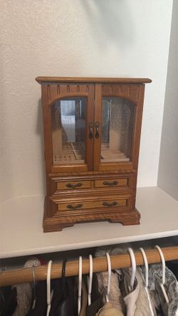 Vintage Jewelry box
