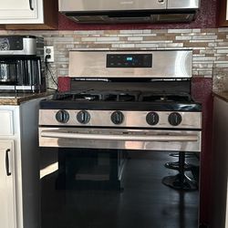 Samsung Gas Range And Microwave 