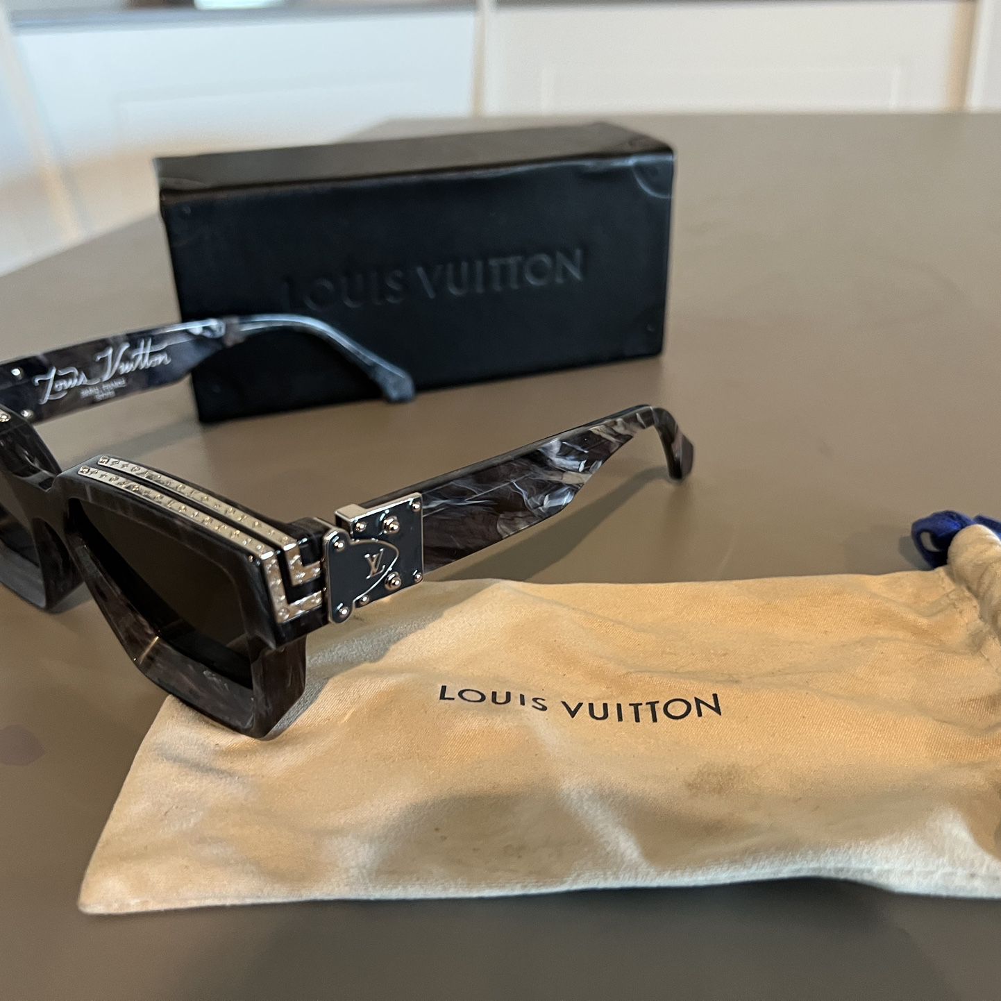 Louis Vuitton XL Sunglasses Clear for Sale in Omaha, NE - OfferUp