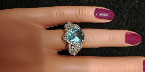 Elegant Aquamarine ring