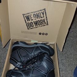 Men's Size 12 Safety Shoe Boots 