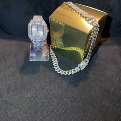 Golden Box +2 Pieces, 20 Inch Chain And Heavyweight Resizable Link Piece