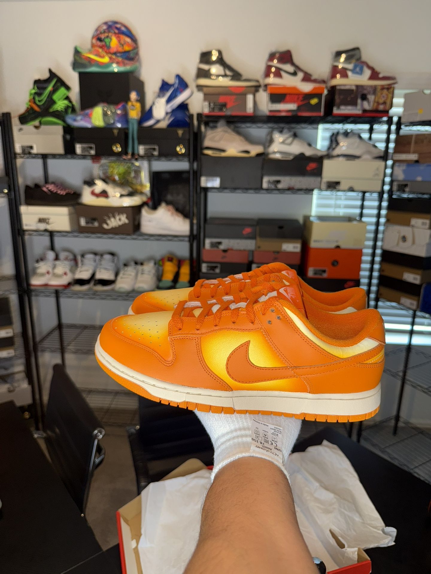 🔥 Nike Dunk Low “Magma Orange” 🔥 Size 9.5 Men / 11 Women - $117