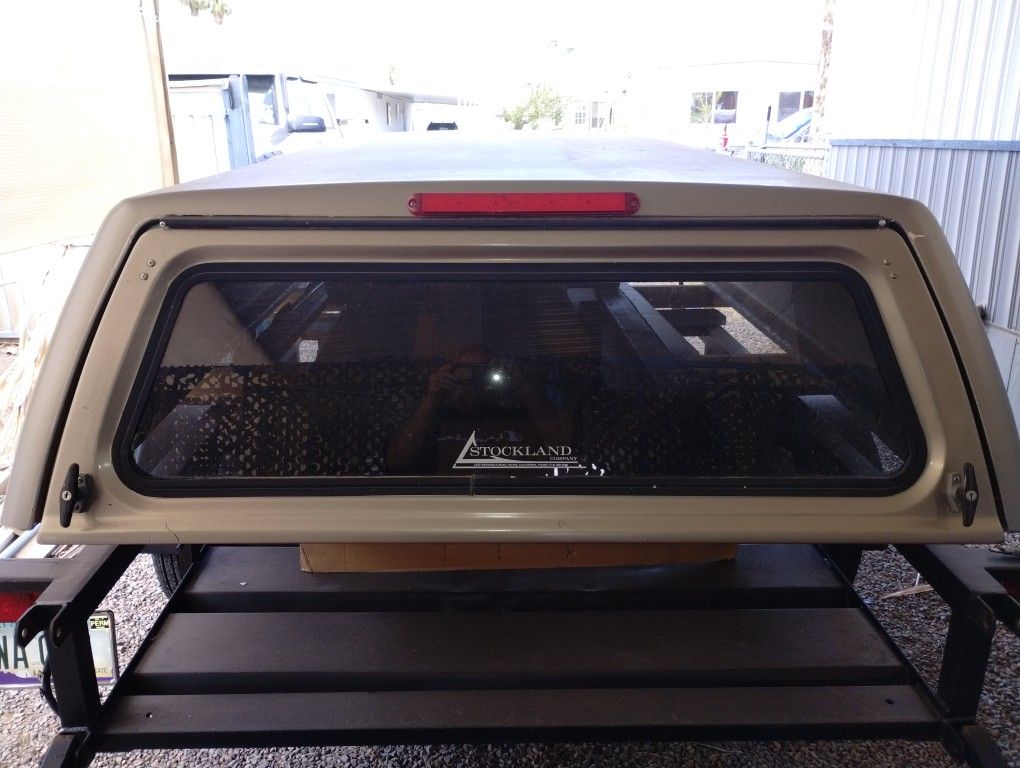 Stockeland Brand Camper Shell