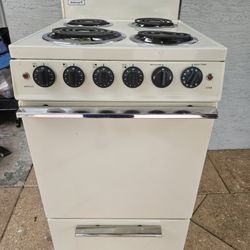 20in Stove In Good Condition 