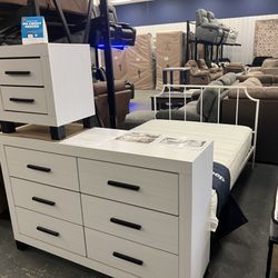 Bedroom Furniture Sale Going on Today! Only $10 Down!