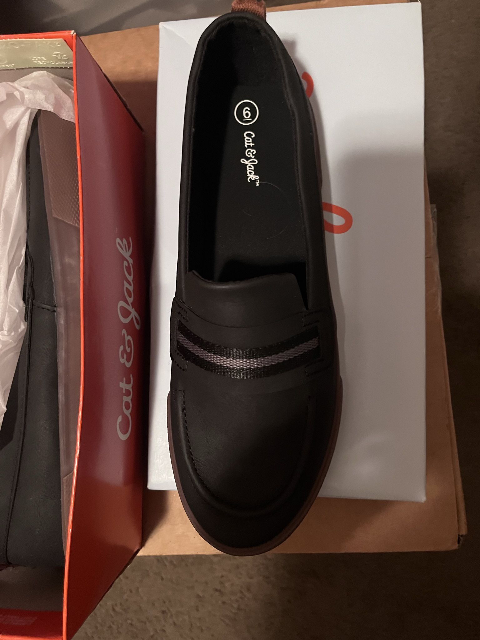 Boys Dress Shoes, Size 6, Brand New…in The Box…