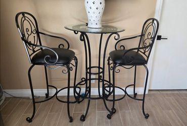 Bar Table