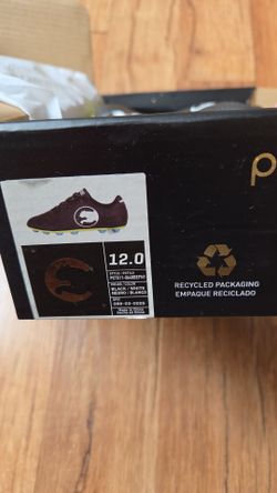 Soccer shoes  size 12 for kids