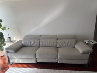 Light Gray Italian Top Grain Leather Power Headrest and Reclining Sofa