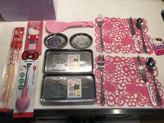 Hello Kitty dining and kitchen set- 16 pieces