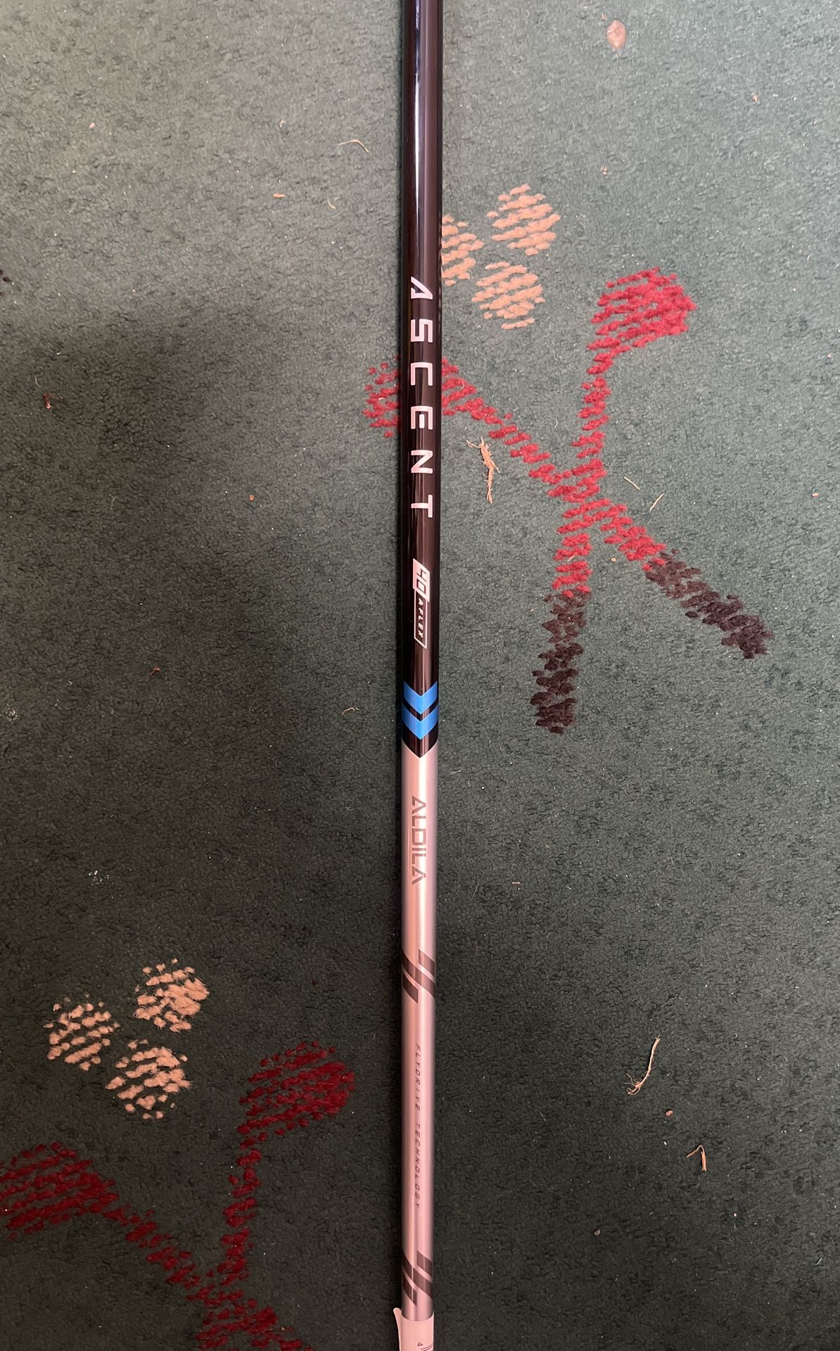Shaft Aldila Ascent 50 Pour Fers - Flex Senior Graphite 0.370" Parallèle - Occasion