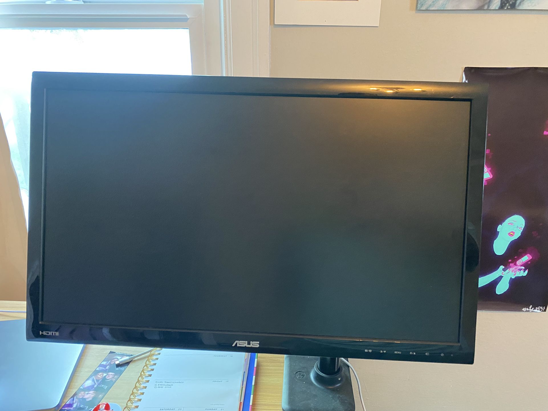 24 Inch Monitor 