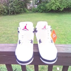AIR JORDAN cement 4s Sz 10.5 Excellent Condition 