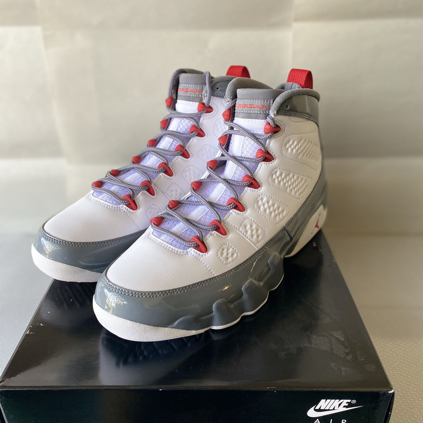 Nike Air Jordan 9 Retro White/Cool Grey Size 11