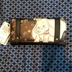 Loungefly Dumbo Black Star Flap Wallet 