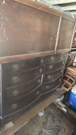 Garage sale, lots of items miscellaneous