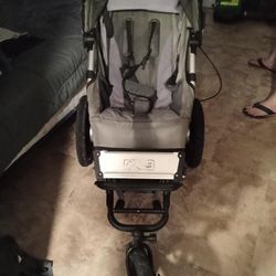 🏔️ Mountain Buggy Jogging Stroller – Great Condition! 🍼