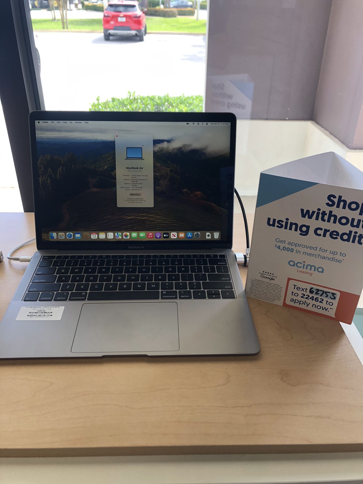 Apple MacBook Air 13" 2019 - 1.6GHz i5 - 8GB RAM - 128GB SSD - Space Gray