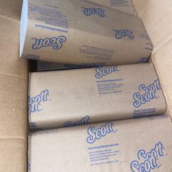 New Box Of 4000 Scott Paper Towels $30 Firm On Price